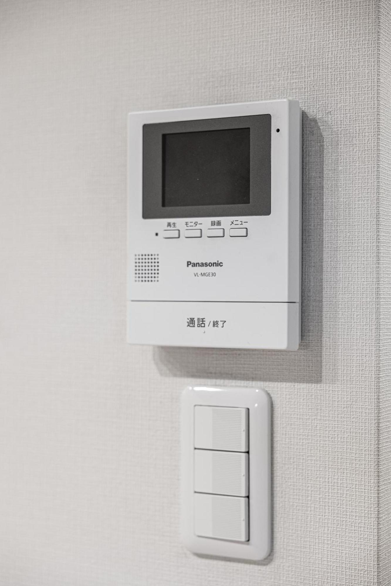 住吉メリー4階建戸建て 最大14人まで! 住吉大社徒歩圏内 梅田奈良関空まで直行 Villa Oszaka Kültér fotó