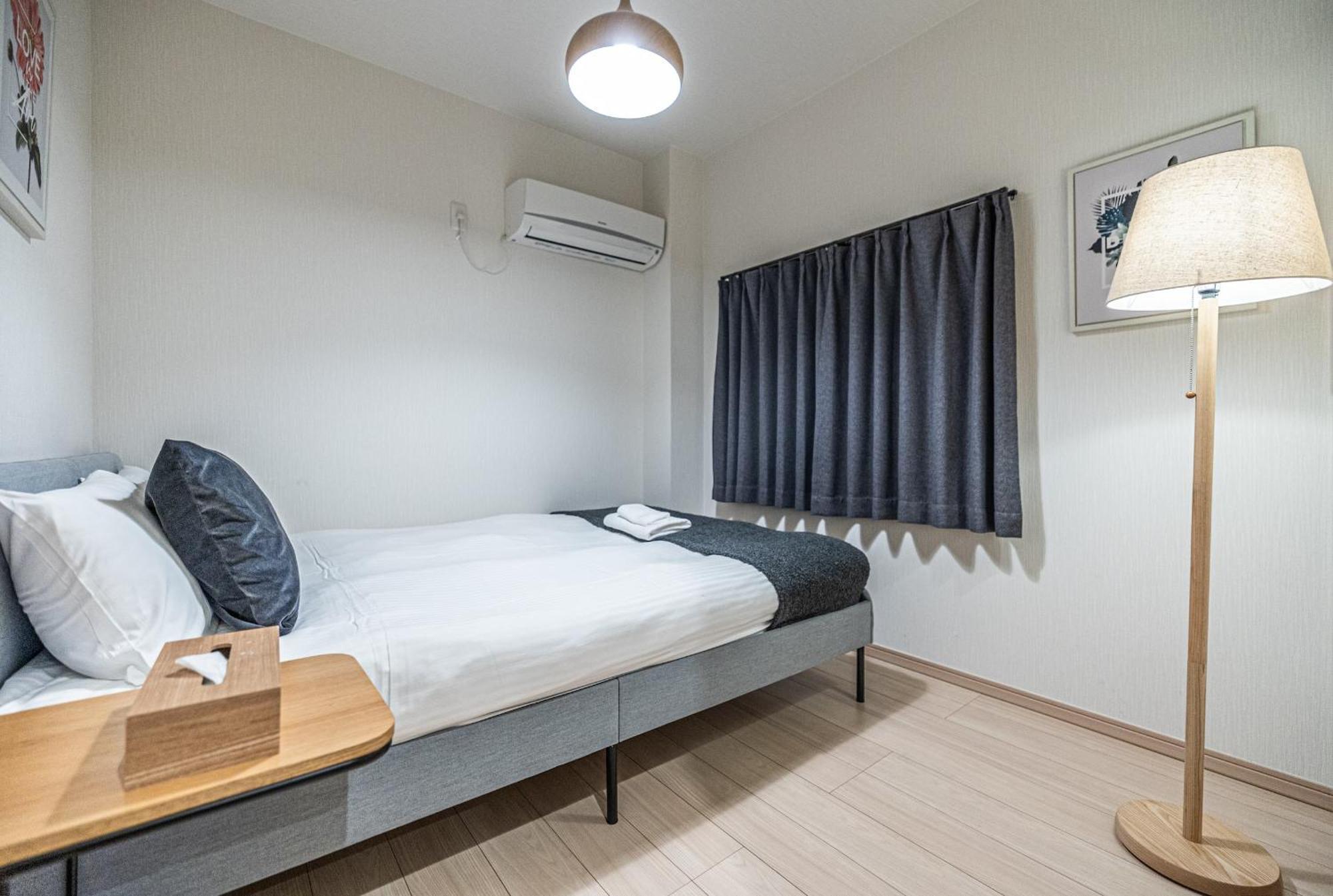 住吉メリー4階建戸建て 最大14人まで! 住吉大社徒歩圏内 梅田奈良関空まで直行 Villa Oszaka Kültér fotó