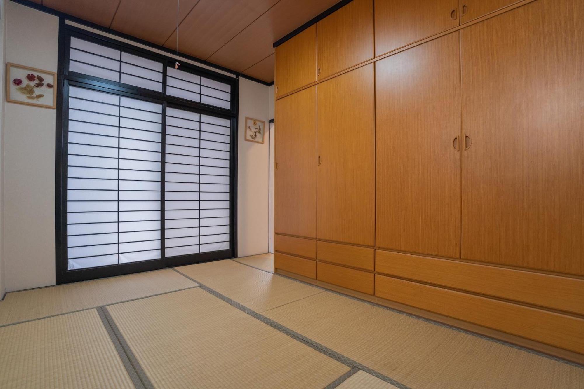 住吉メリー4階建戸建て 最大14人まで! 住吉大社徒歩圏内 梅田奈良関空まで直行 Villa Oszaka Kültér fotó